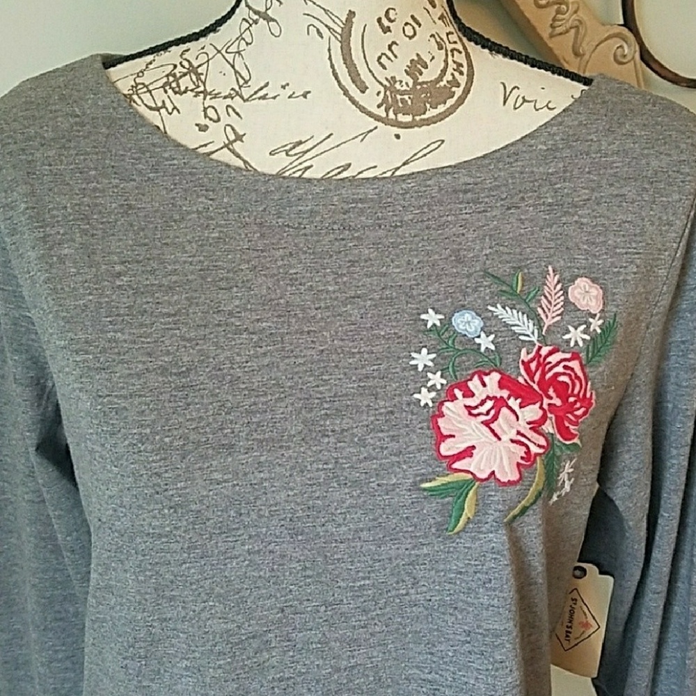 NWT ST. John's Bay Boat Neck Shirt